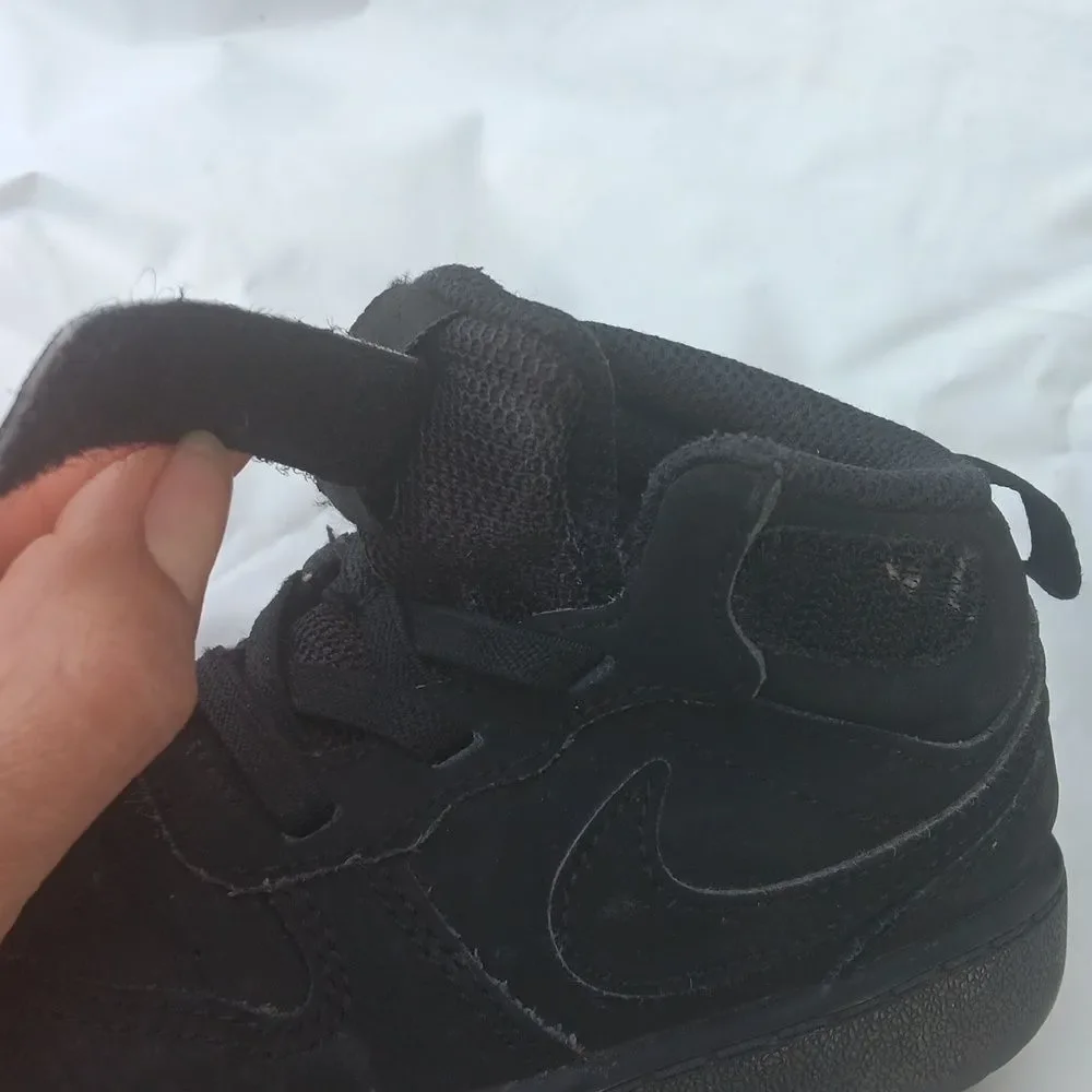 Nike Court Borough Black High-Top Sneakers with Velcro Closure Baby Size 7